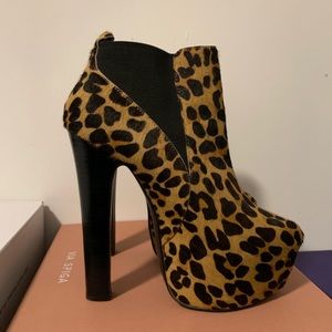 6in lux leopard print platform high heels